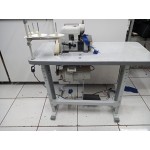 Máquina Overlok Ponto Cadeia Convencional 110/220v - Modelo 737K Siruba 514m2-24 usada