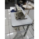 Máquina Ombro a Ombro Ponto Corrente 2 Agulhas 1/4 - Modelo QK0056-1 Typical usada
