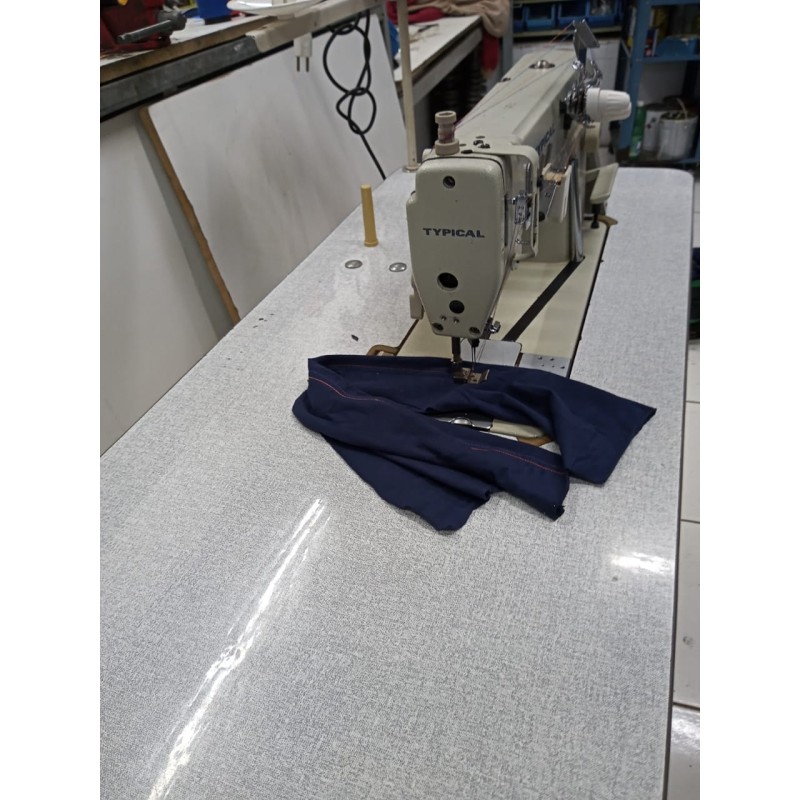 Máquina Ombro a Ombro Ponto Corrente 2 Agulhas 1/4 - Modelo QK0056-1 Typical usada Máquina Ombro a Ombro Ponto Corrente 2 Agulhas 1/4 - Modelo QK0056-1 Typical usada