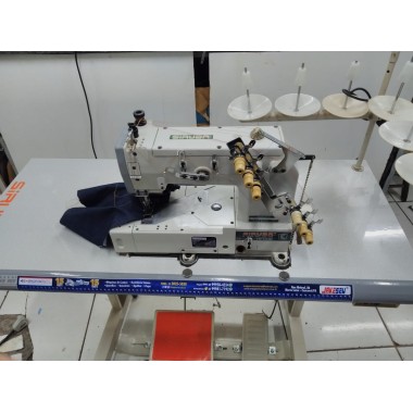 Máquina Fechadeira Plana 3 Agulhas C/ Catraca PTF - HF008 Siruba 110/220v