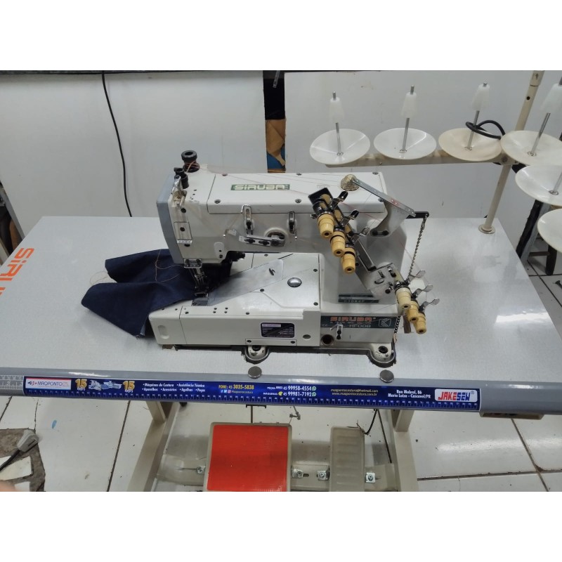 Máquina Fechadeira Plana 3 Agulhas C/ Catraca PTF - HF008 Siruba 110/220v Máquina Fechadeira Plana 3 Agulhas C/ Catraca PTF - HF008 Siruba 110/220v