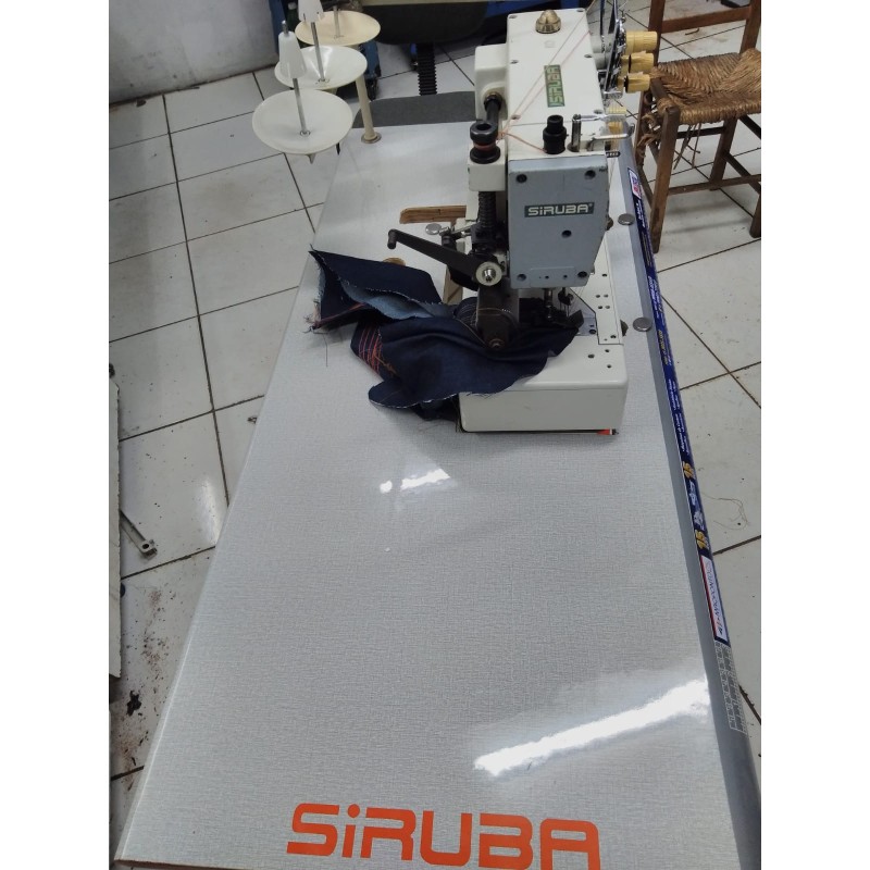 Máquina Fechadeira Plana 3 Agulhas C/ Catraca PTF - HF008 Siruba 110/220v Máquina Fechadeira Plana 3 Agulhas C/ Catraca PTF - HF008 Siruba 110/220v