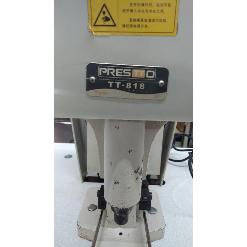 Máquina De Ilhós Elétrica Prestto Tt-818 Usada Máquina De Ilhós Elétrica Prestto Tt-818 Usada