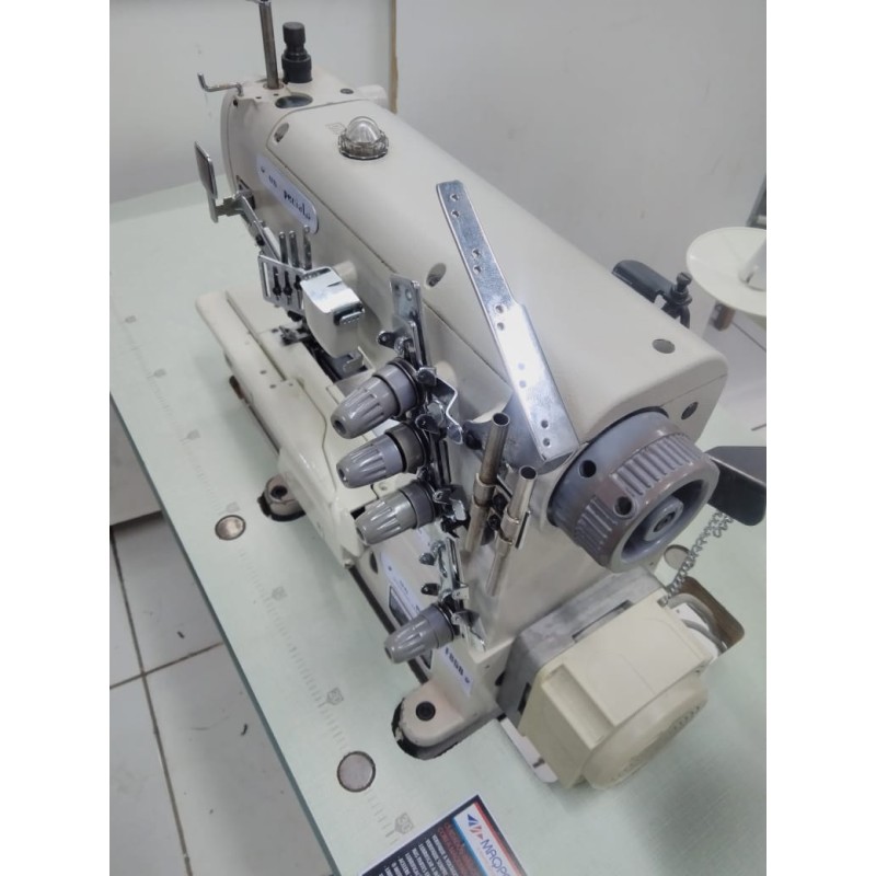 Máquina Galoneira Sunspecial Ss858d-010bx Direct Drive Usada Máquina Galoneira Sunspecial Ss858d-010bx Direct Drive Usada