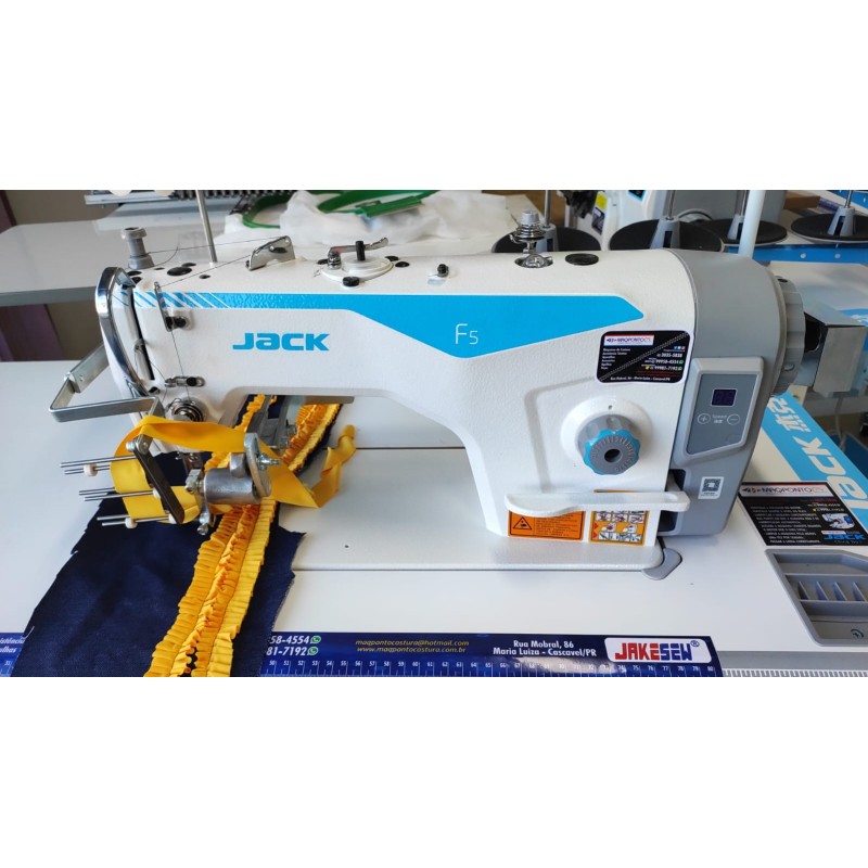 Máquina reta F5 direct drive com aparelho de frufru Máquina reta F5 direct drive com aparelho de frufru