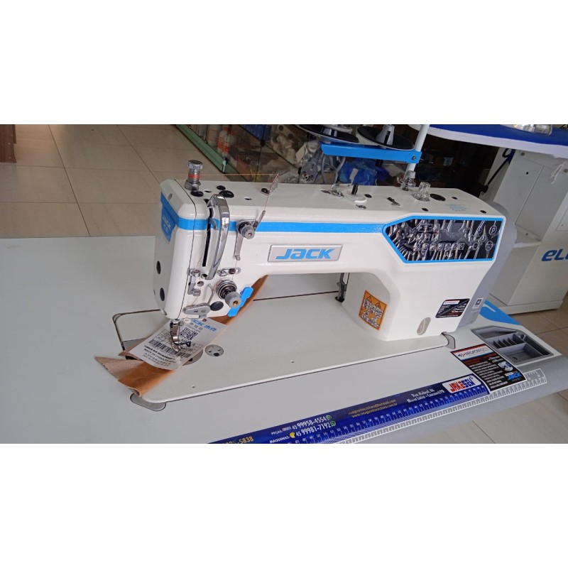 Máquina Reta Eletrônica Com Transporte Duplo Por Agulha - Modelo A6F Jack (220V) Máquina Reta Eletrônica Com Transporte Duplo Por Agulha - Modelo A6F Jack (220V)