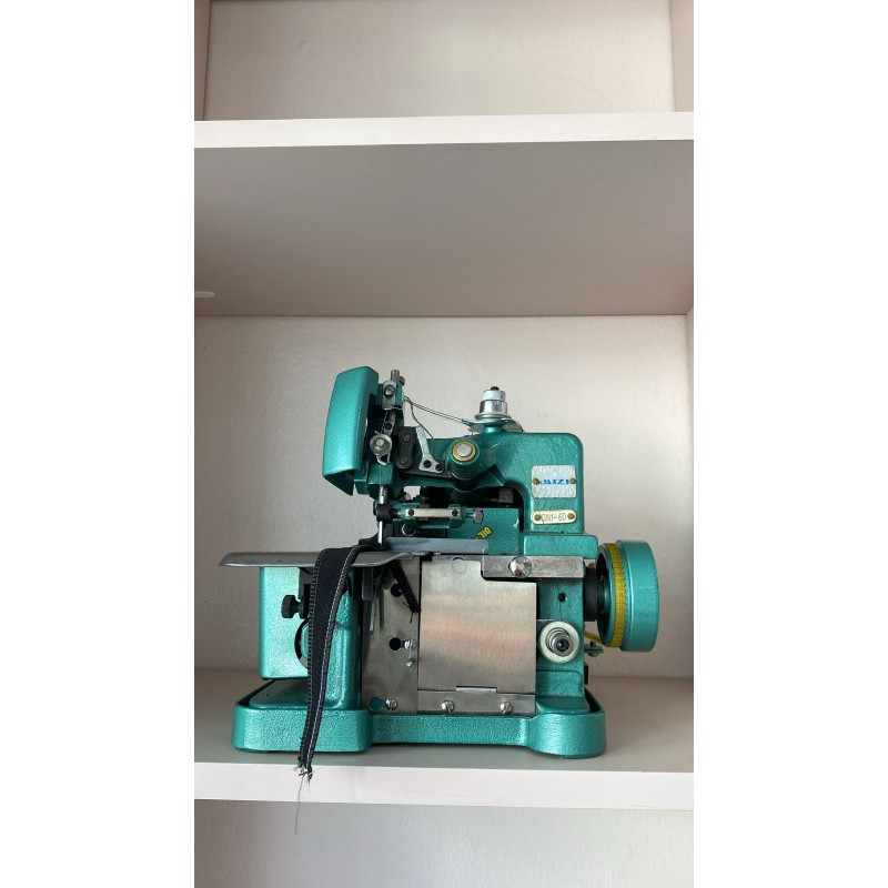 MAQUINA OVERLOK CHINESINHA GNZ-6D MAQUINA OVERLOK CHINESINHA GNZ-6D